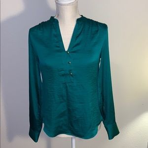 The Limited emerald green blouse size xsmall